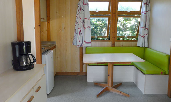 salon canapé et table